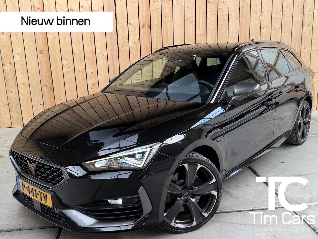 CUPRA Leon Sportstourer - 1.4 e-Hybrid VZ Adrenaline SoH 92,27% Apple CarPlay/Android Auto | Adaptieve cruise contro - AutoWereld.nl