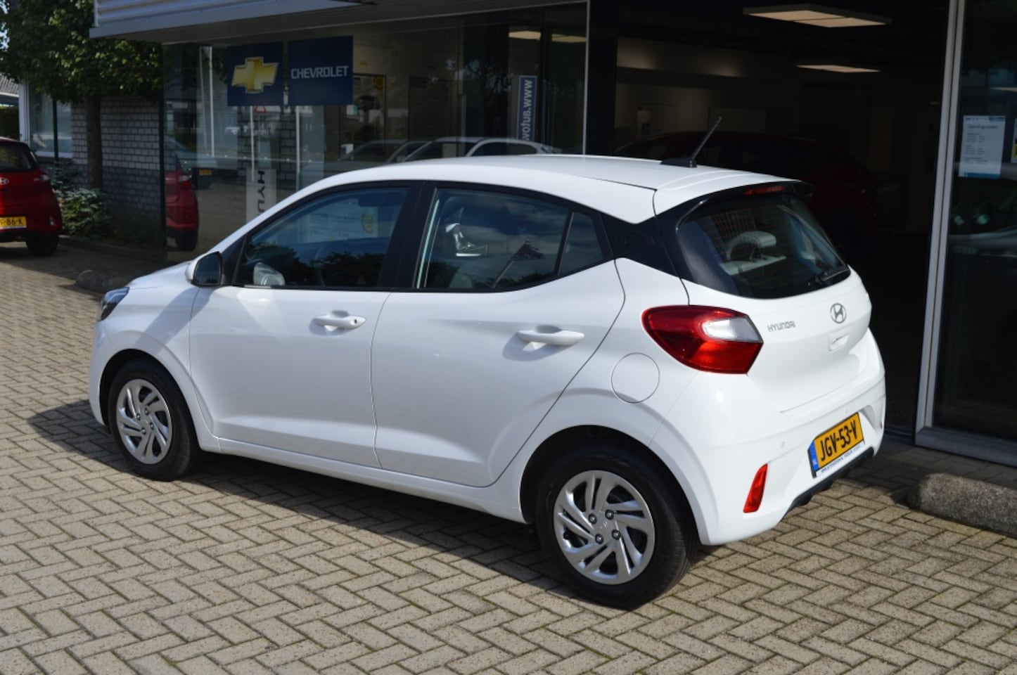 Hyundai i10 - 1.0 Premium Navi PDC Camera LMV 12-2025