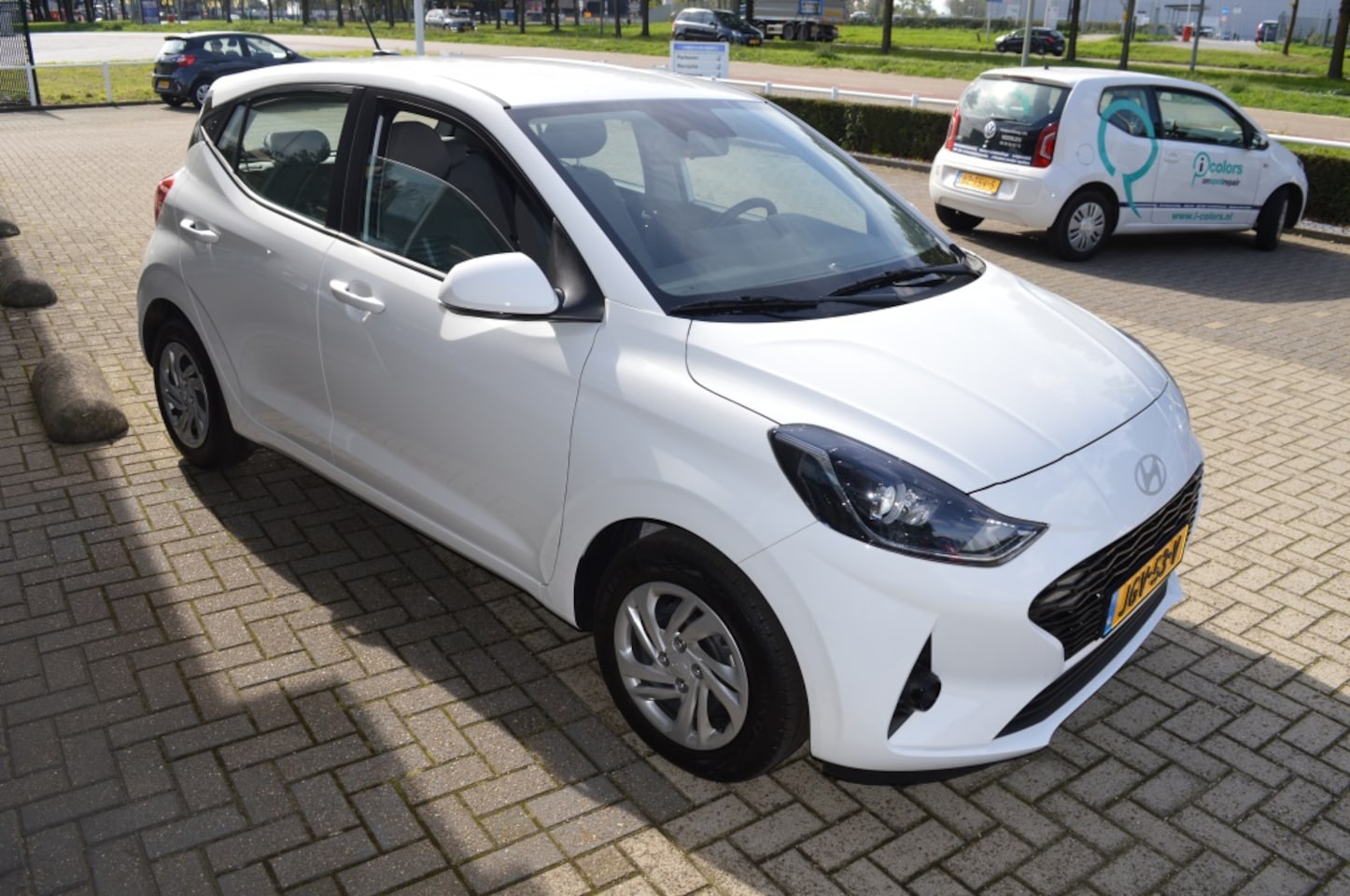 Hyundai i10 - 1.0 Premium Navi PDC Camera LMV 12-2025