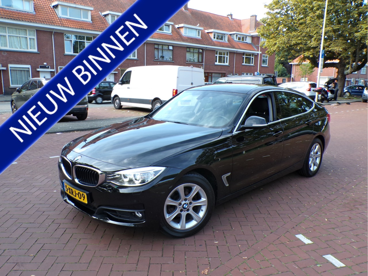 BMW 3-serie Gran Turismo - 320i High Executive cruisecontrol navigatie telefoon camera..... - AutoWereld.nl