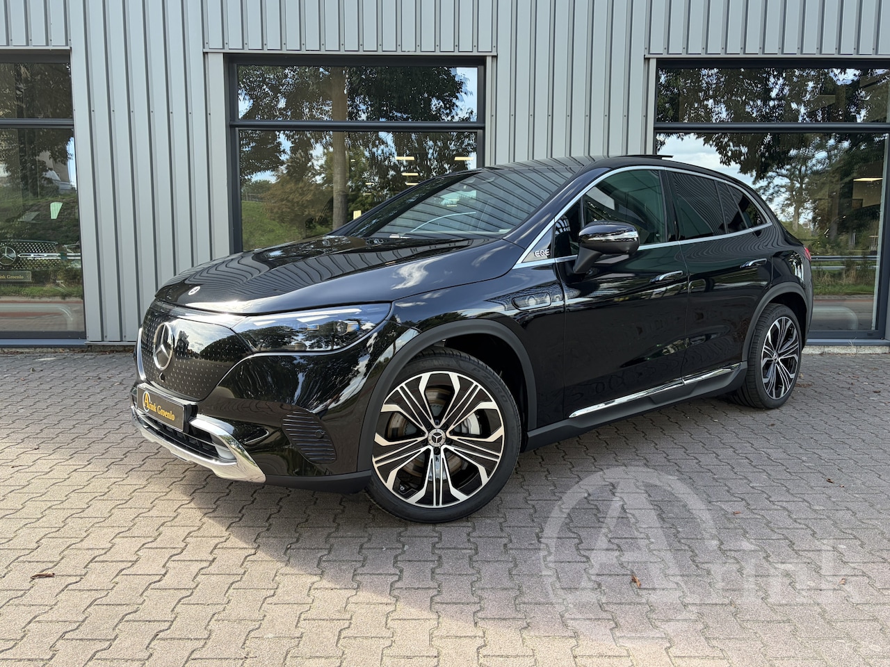 Mercedes-Benz EQE SUV - 300 Luxury Line 91 kWh Panoramadak, Trekhaak, Rijassistentiepakket, 360 Camera - AutoWereld.nl