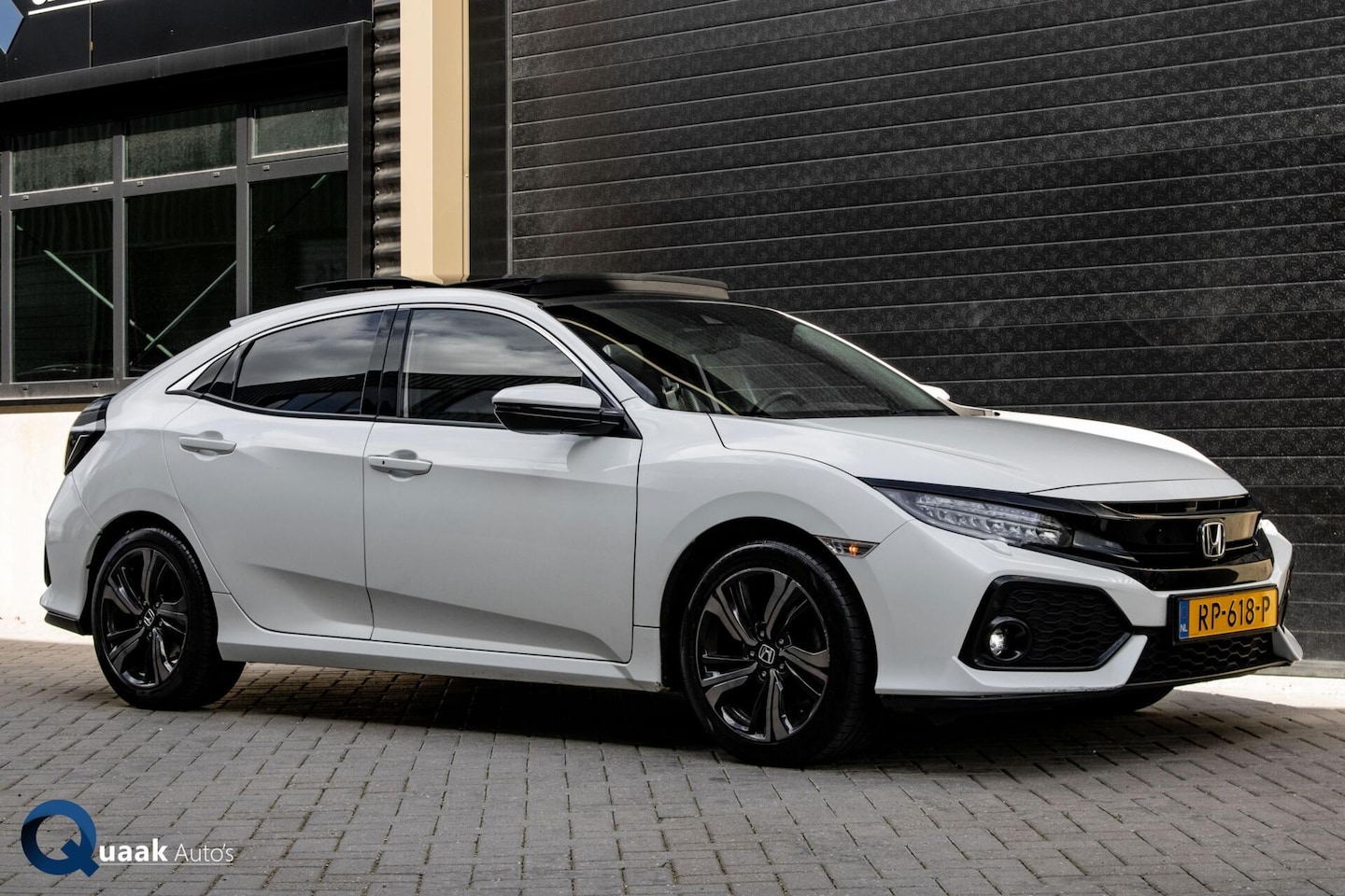 Honda Civic - 1.0 i-VTEC Premium 1.0 i-VTEC Premium - AutoWereld.nl