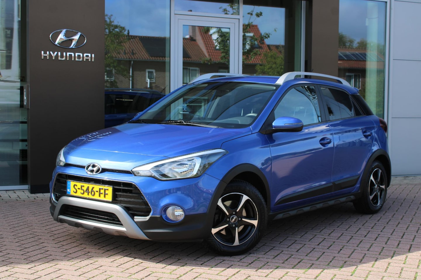 Hyundai i20 - 1.0 T-GDI Comfort TREEKHAAK - 28DKM - CARPLAY - ACHTERUITRIJCAMERA - AutoWereld.nl