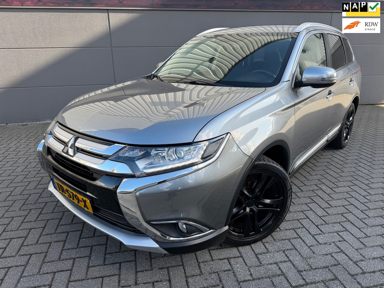 Mitsubishi Outlander - 2.0 Business Edition*Automaat*Trekhaak*Cruise*Climat-Airco*NEW-APK - AutoWereld.nl
