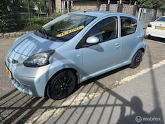 Toyota Aygo - 1.0-12V Sport
