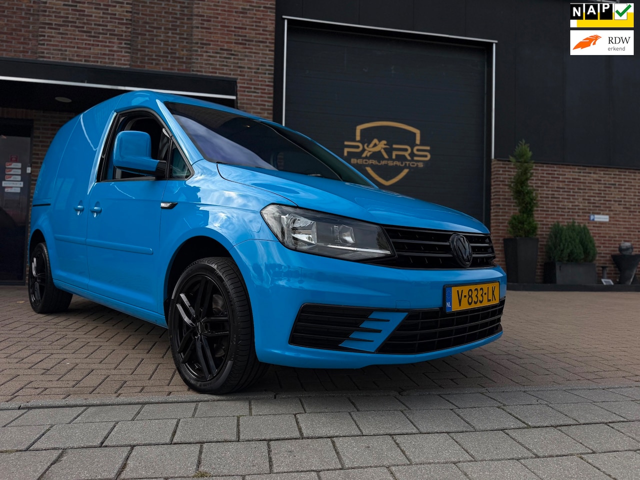 Volkswagen Caddy - 2.0 TDI L1H1 BMT Highline 140PK Airco Navi Elk.Raman Leder Trekhaak - AutoWereld.nl