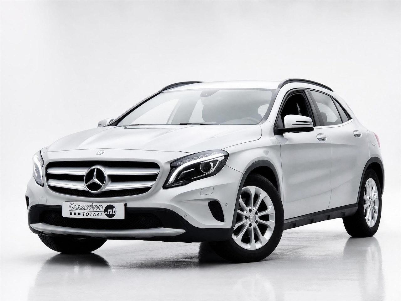 Mercedes-Benz GLA-Klasse - 200 Ambition | Automaat | Navi | LED | Climate | Cruise - AutoWereld.nl