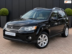 Mitsubishi Outlander - 3.0 V6 AUTOMAAT NAVI SCHUIFDAK LEER