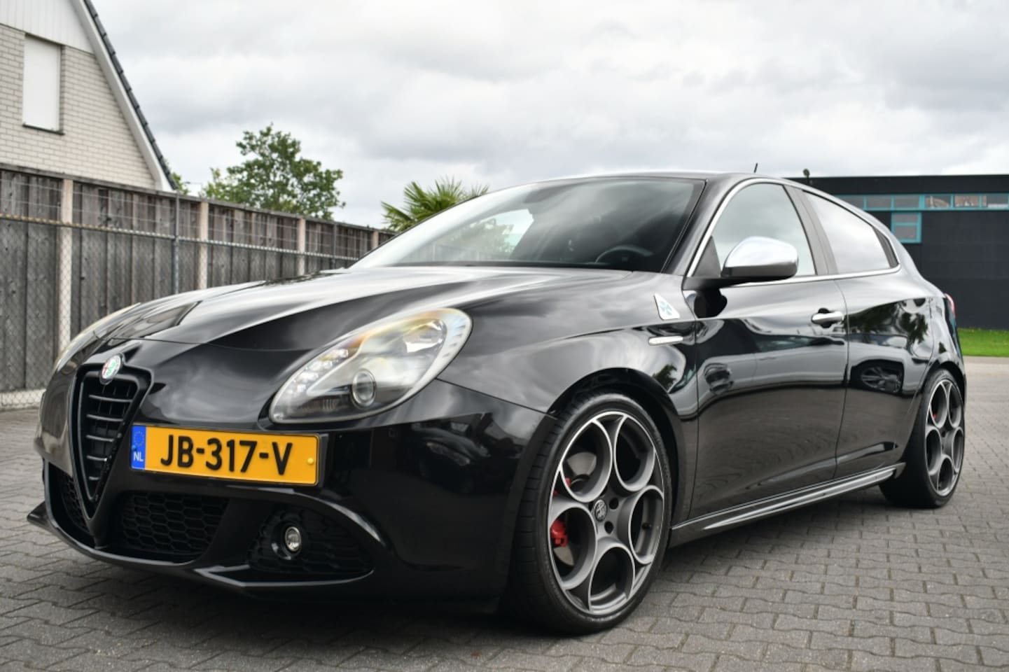 Alfa Romeo Giulietta - 1.4 Turbo 200PK QV Uitvoering|Leder|19" - AutoWereld.nl