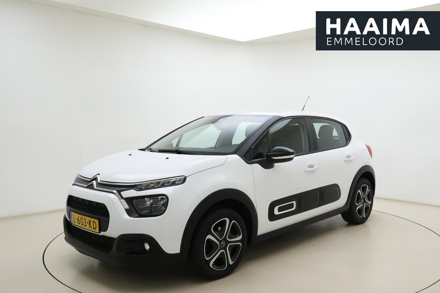 Citroën C3 - 1.2 PureTech Feel 110 PK | Trekhaak | Parkeersensoren | Climate control | Cruise control | - AutoWereld.nl