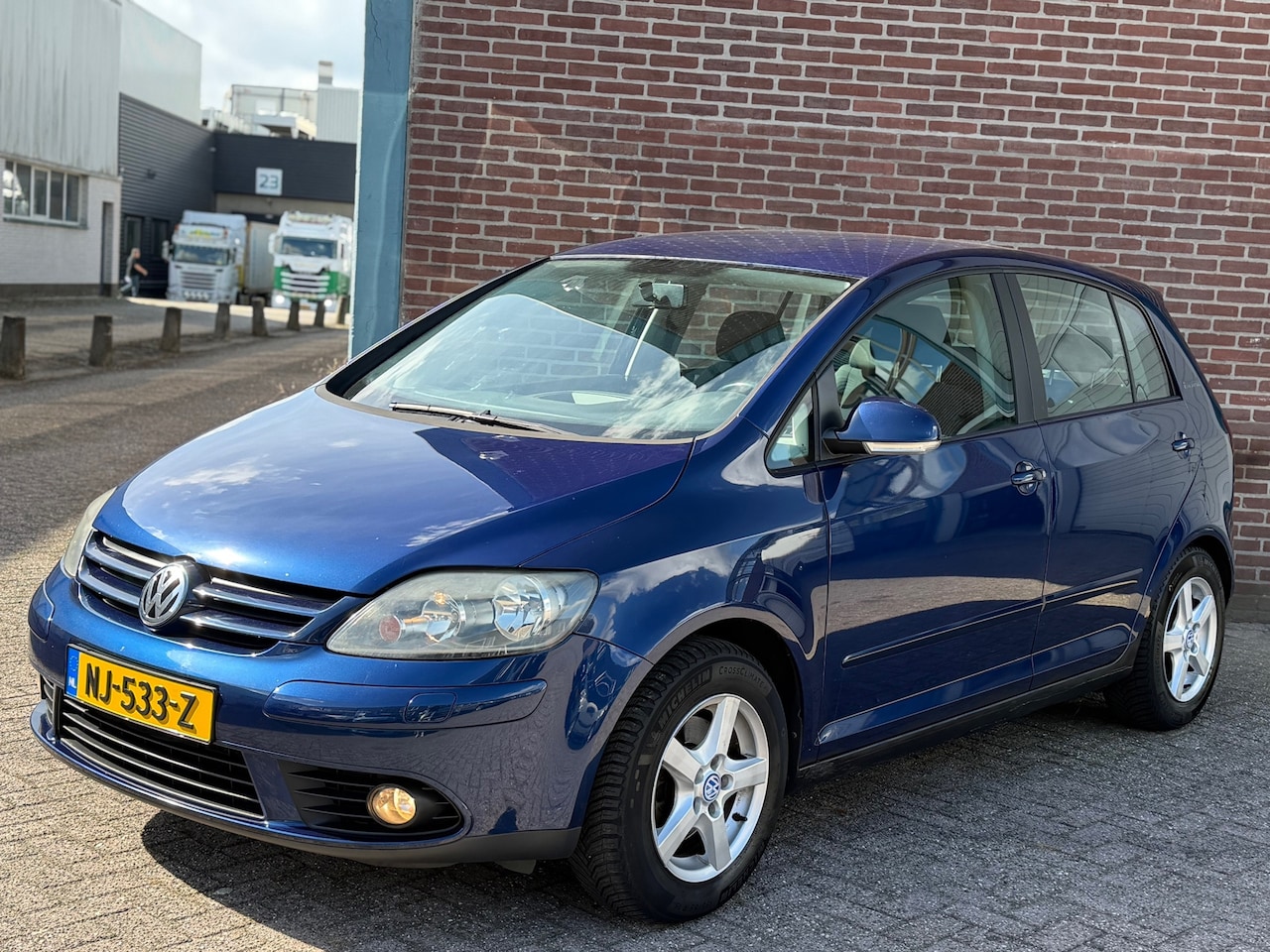 Volkswagen Golf Plus - 1.6 FSI Trendline | Nap | Airco | Stoelverwarming - AutoWereld.nl