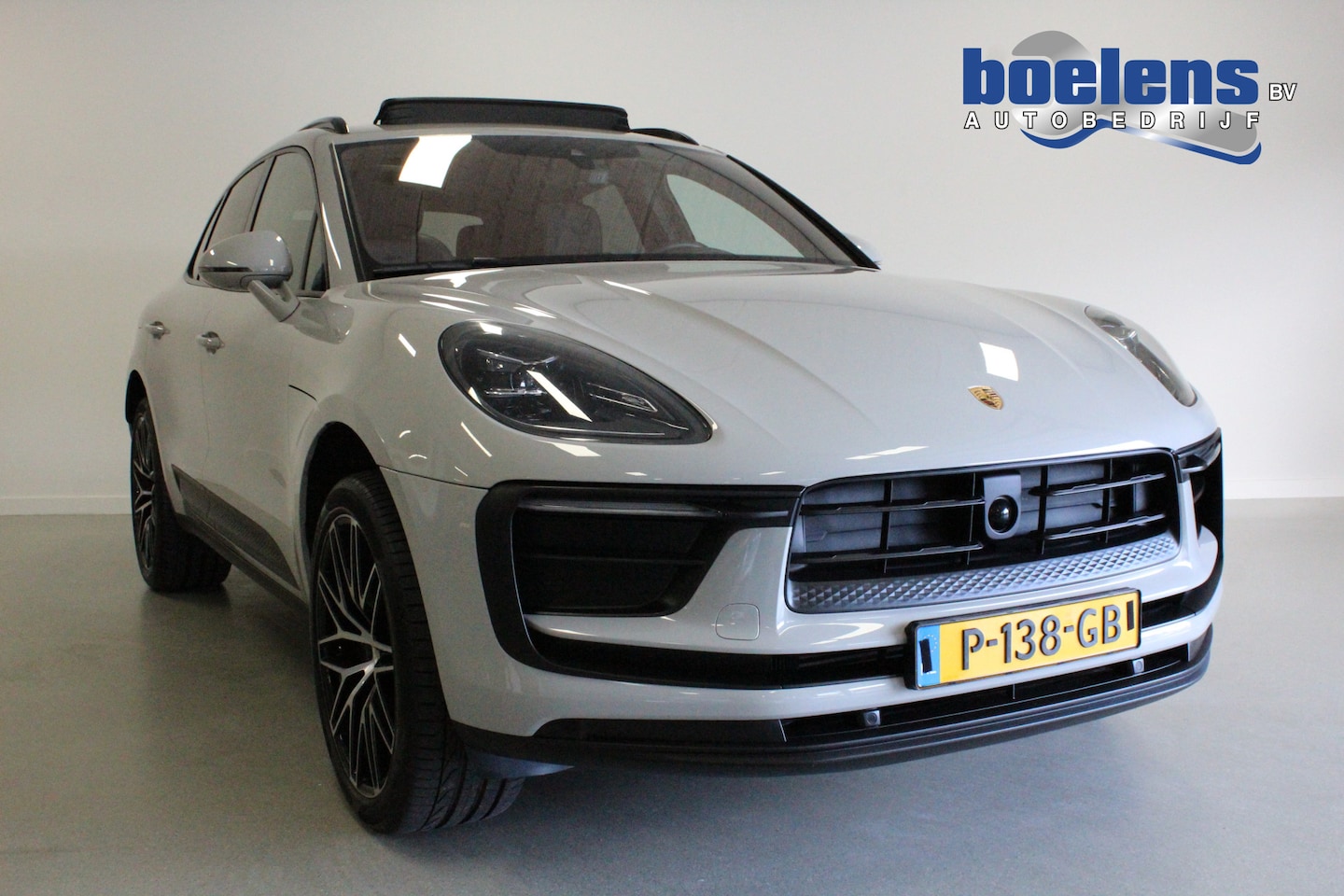 Porsche Macan - 2.0 | PANO | LUCHT-V | ACC | STOEL-VERW | DAB | NAVI | 21'LMV | CAMERA | LED | PDC | - AutoWereld.nl