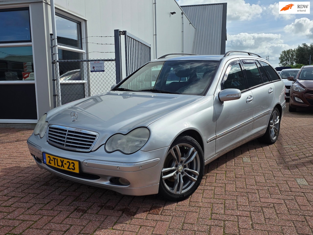 Mercedes-Benz C-klasse Combi - 200 K. Classic goed onderhouden - AutoWereld.nl