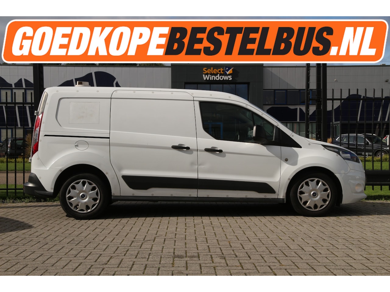 Ford Transit Connect - 1.6 TDCI 95PK / L2 / APK 07-2027.. - AutoWereld.nl