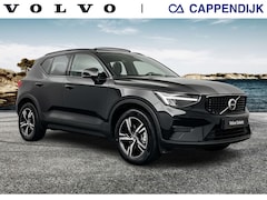 Volvo XC40 - B4 197PK Plus Dark| Camera| Trekhaak| Adap.Cruise| H&K Audio| Pano