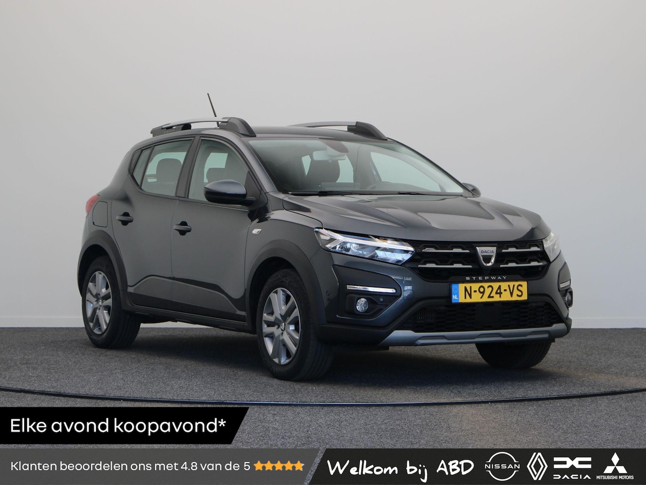 Dacia Sandero Stepway - TCe 90pk Comfort | Trekhaak | Achteruitrijcamera | Navigatie | - AutoWereld.nl