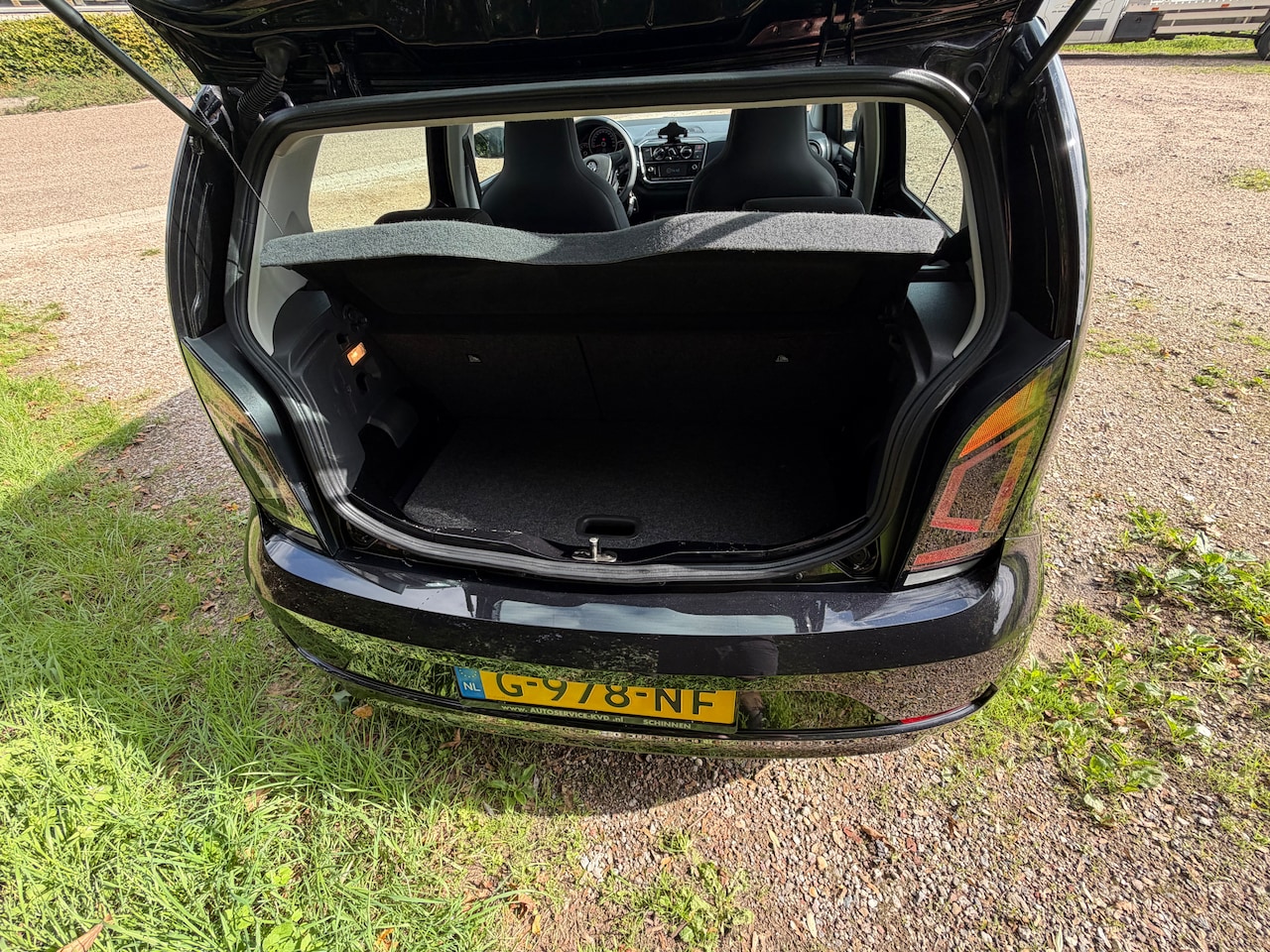 Volkswagen Up! - 1.0 BMT move up! Weinig km s