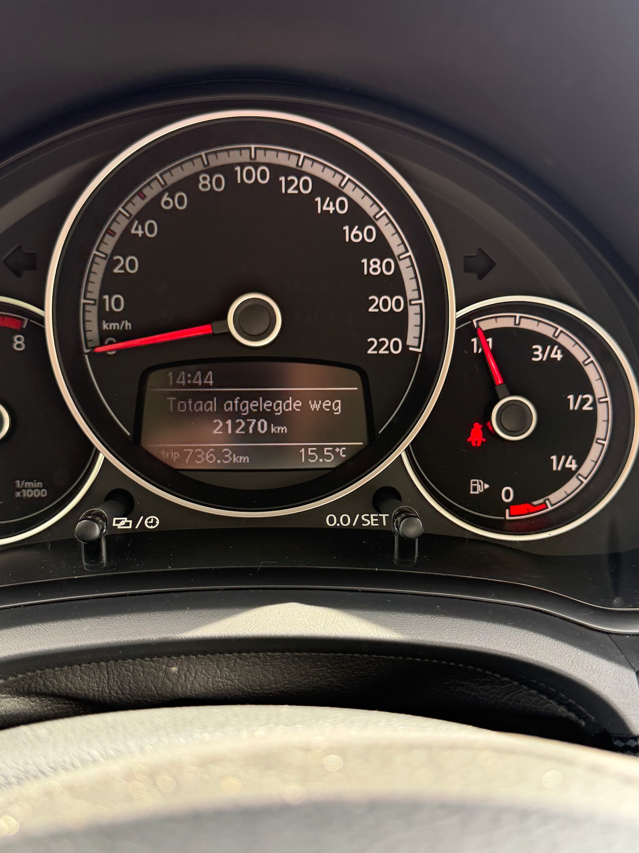 Volkswagen Up! - 1.0 BMT move up! Weinig km s