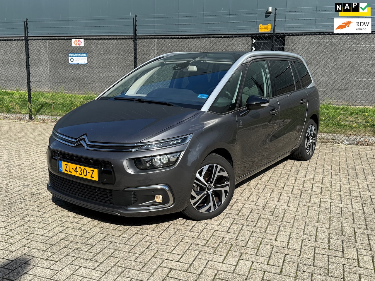 Citroën Grand C4 SpaceTourer - 1.2 PureTech Origins |7Persoons| |Navi| |Camera| - AutoWereld.nl