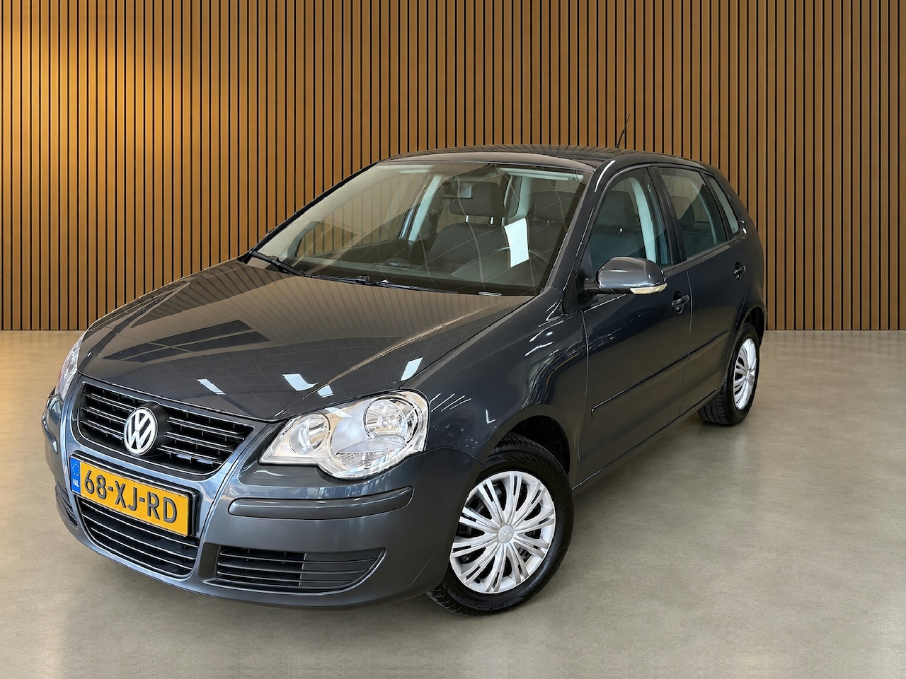 Volkswagen Polo - 1.4-16V Optive | Multimedia | Airco - AutoWereld.nl