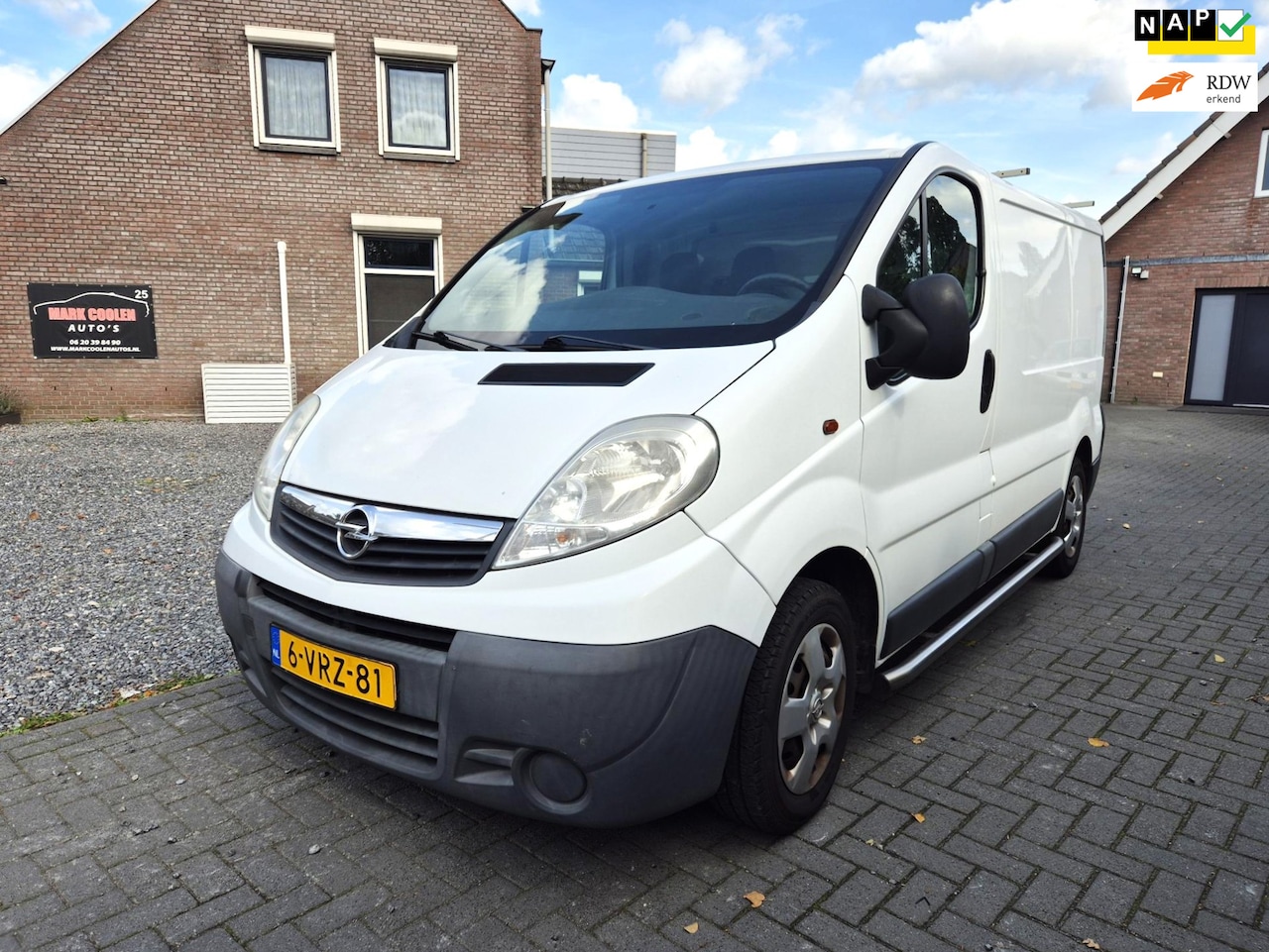 Opel Vivaro - 2.0 CDTI L1H1 Airco Cruise Trekhaak ( mooie bus ) - AutoWereld.nl