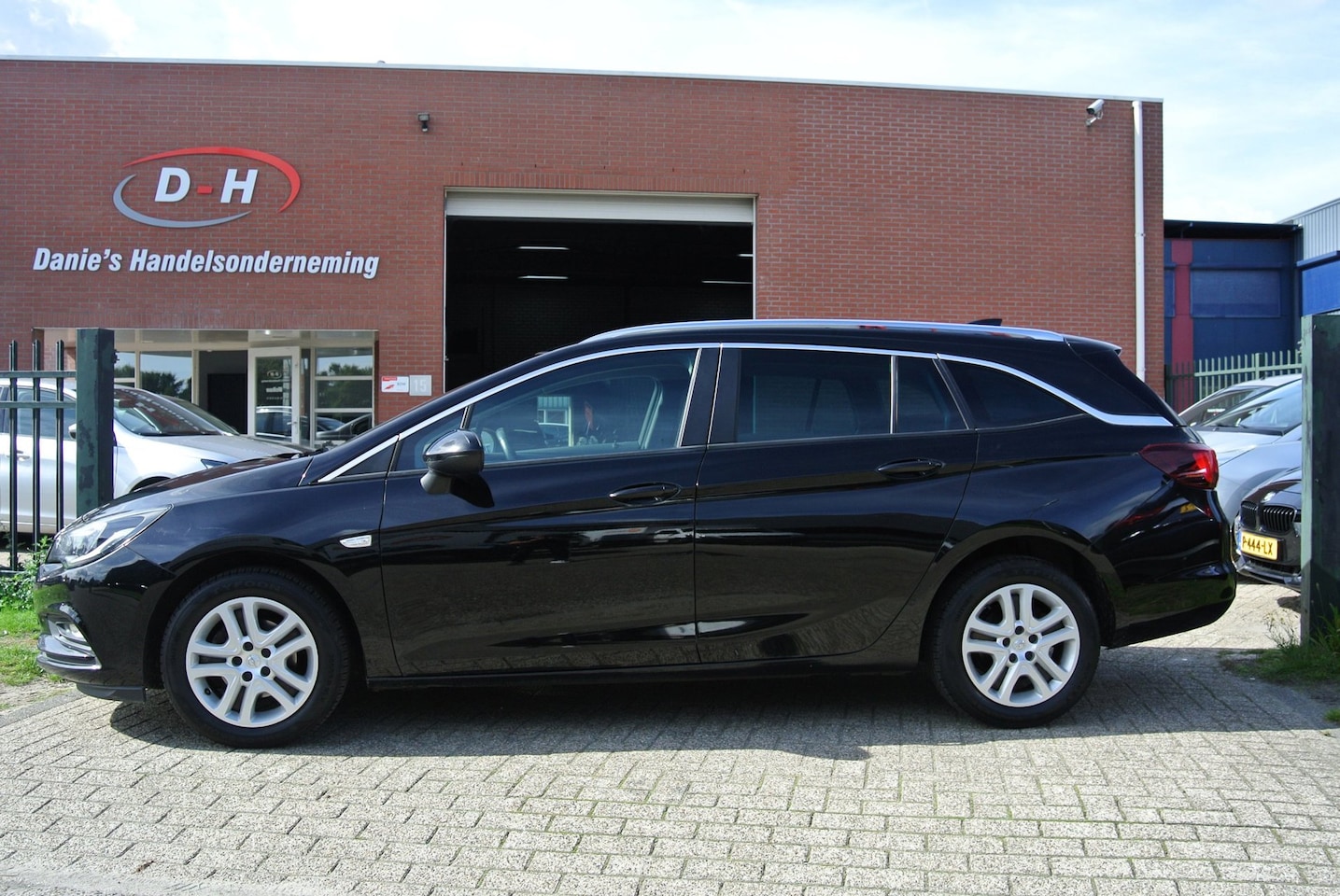 Opel Astra Sports Tourer - 1.0 Online Edition airco apk 21-06-2027 inruil mogelijk nap - AutoWereld.nl