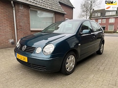 Volkswagen Polo - 1.4-16V Highline - airco - nap - nieuwe apk tot 09-2027
