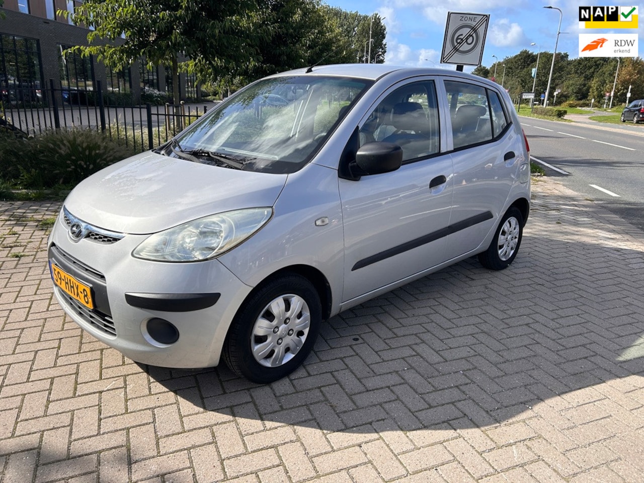 Hyundai i10 - 1.25i Active Cool AIRCO! 113864 KM! NWE APK! Nette auto! - AutoWereld.nl