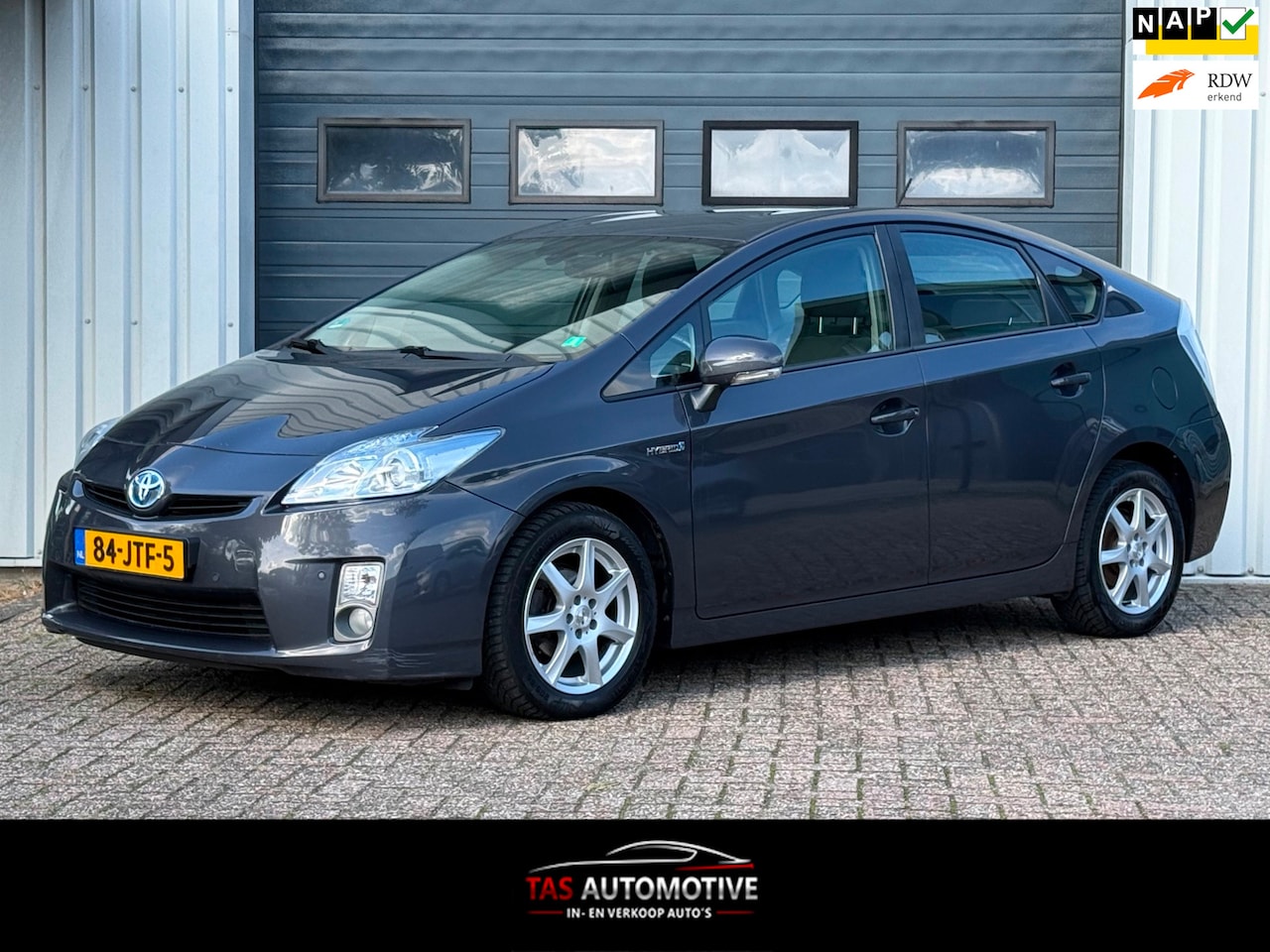 Toyota Prius - 1.8 Aspiration CLIMA / CRUISE / PDC / LET OP - AutoWereld.nl