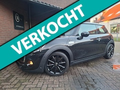 MINI Cooper S - 2.0 192PK Chili Serious Business Panoramdak / Navigatie / Harman & Kardon / Achteruitrijca