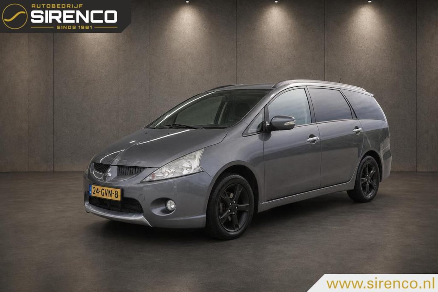 Mitsubishi Grandis - 2.4-16V | 7 zitter | automaat | trekhaak | hoge zit | climate & cruise control | - AutoWereld.nl