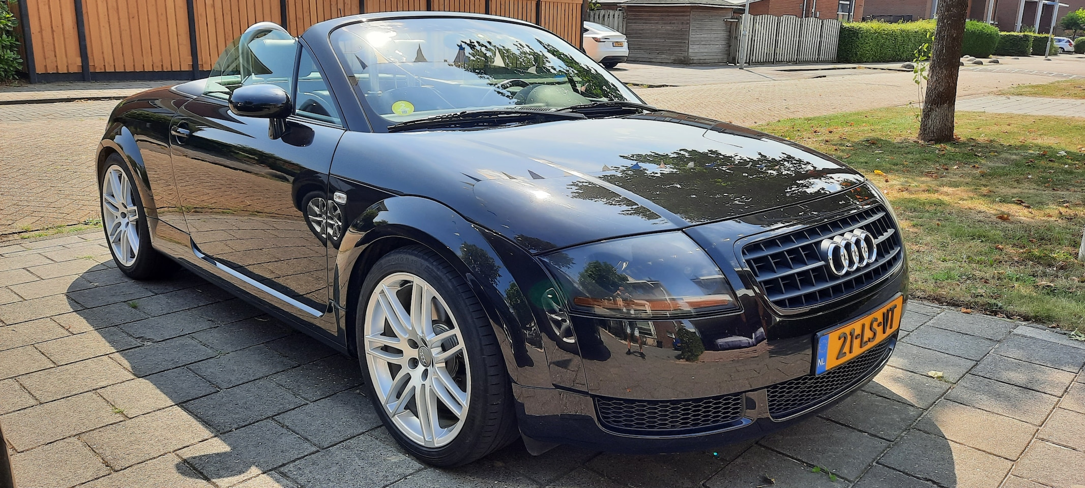 Audi TT Roadster - 1.8 5V Turbo - AutoWereld.nl