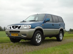 Nissan Terrano ll - 2.7 TDi Comfort voll B-stijl 5-DRS Grijs kenteken