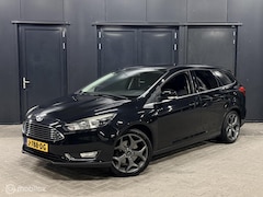 Ford Focus Wagon - 1.5 Titanium Edition trekhaak/18inch/netjes