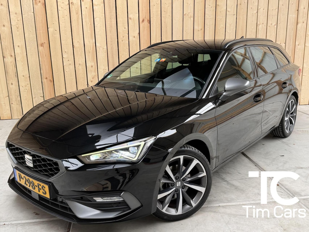 SEAT Leon Sportstourer - 1.0 eTSI FR Business Intense Automaat | Metaalkleur | Apple CarPlay/Android Auto Full-link - AutoWereld.nl