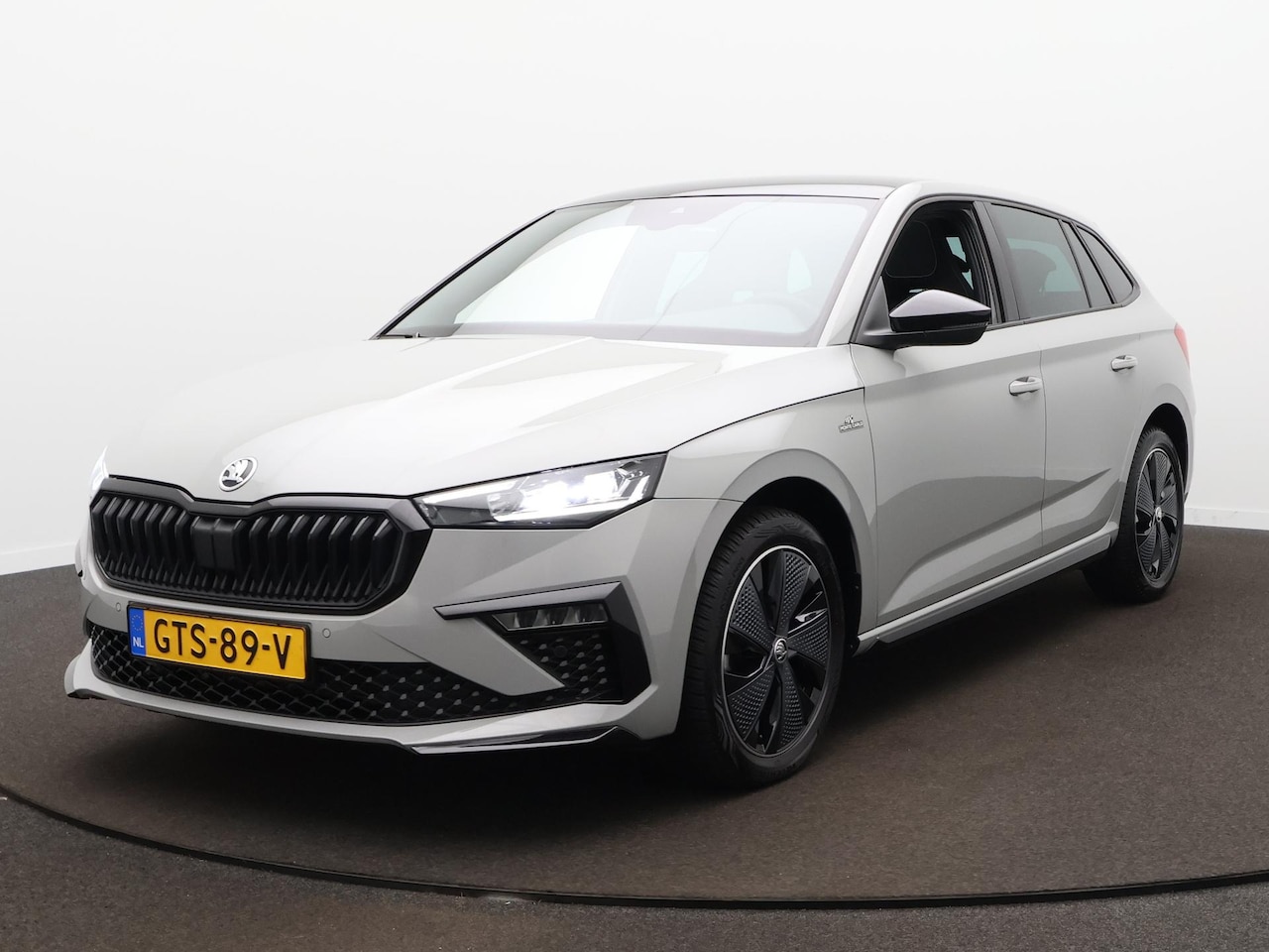 Skoda Scala - 1.0 TSI Monte Carlo Apple Carplay/Android Auto - Panoramadak - Camera - Clima - AutoWereld.nl