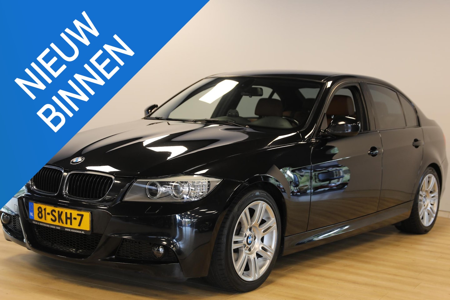 BMW 3-serie - 318i Corporate Lease M Sport Edition | Leer | PDC - AutoWereld.nl