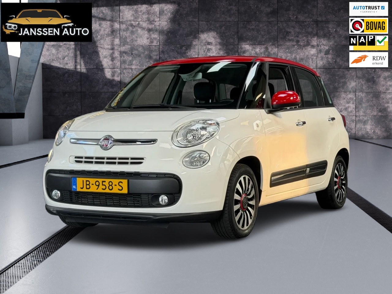 Fiat 500 L - 0.9 TwinAir Urban Edition | PDC | Airco | NL Auto NAP | Dealeronderhouden | Nwe. Koppeling - AutoWereld.nl