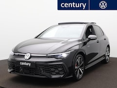 Volkswagen Golf - 1.5 eHybrid GTE 272pk Panoramadak - Head up display - Trekhaak - 18 Inch - Camera
