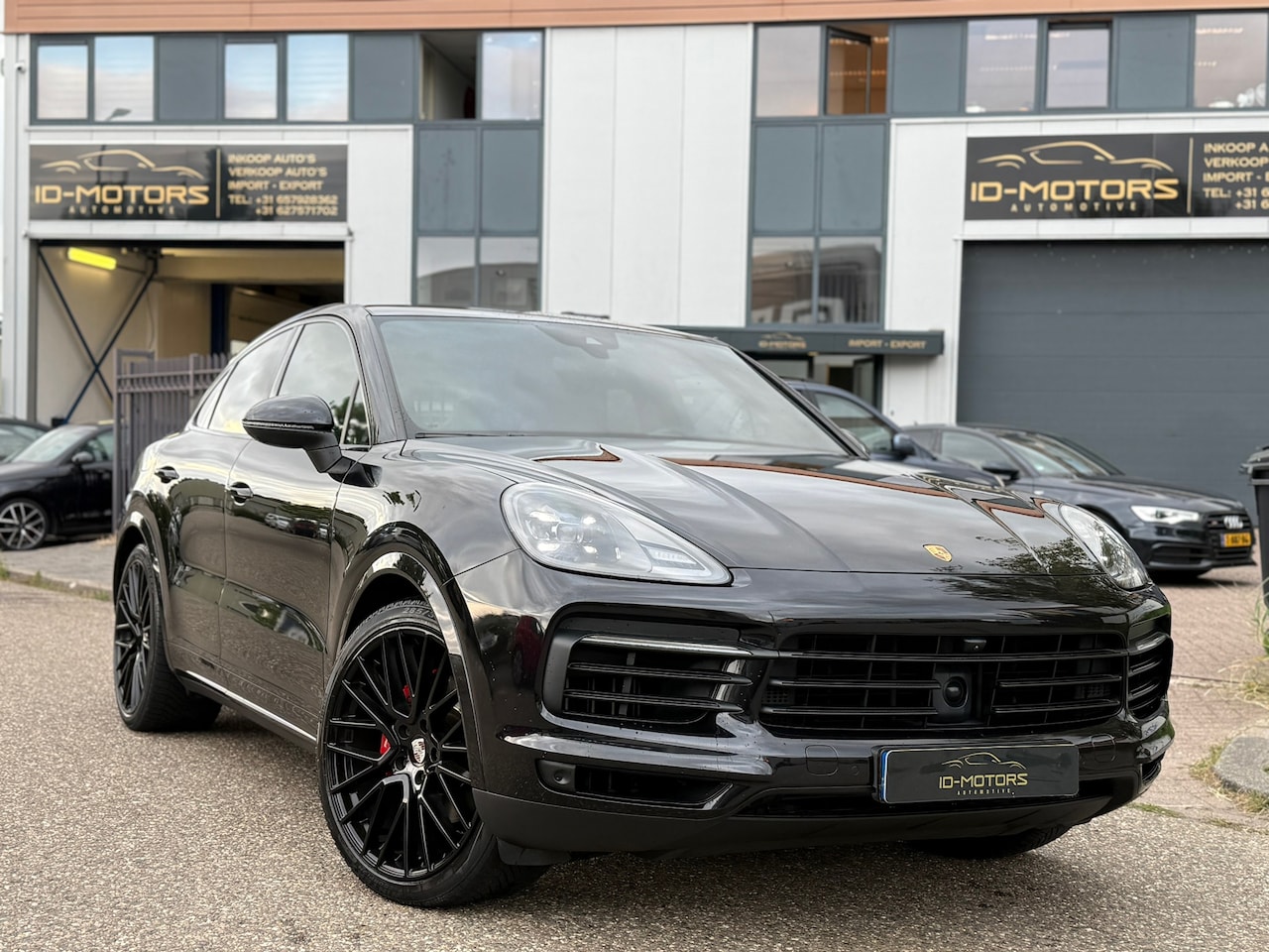 Porsche Cayenne Coupé - 3.0 E-Hybrid pano sportdesign bose 360 462pk - AutoWereld.nl