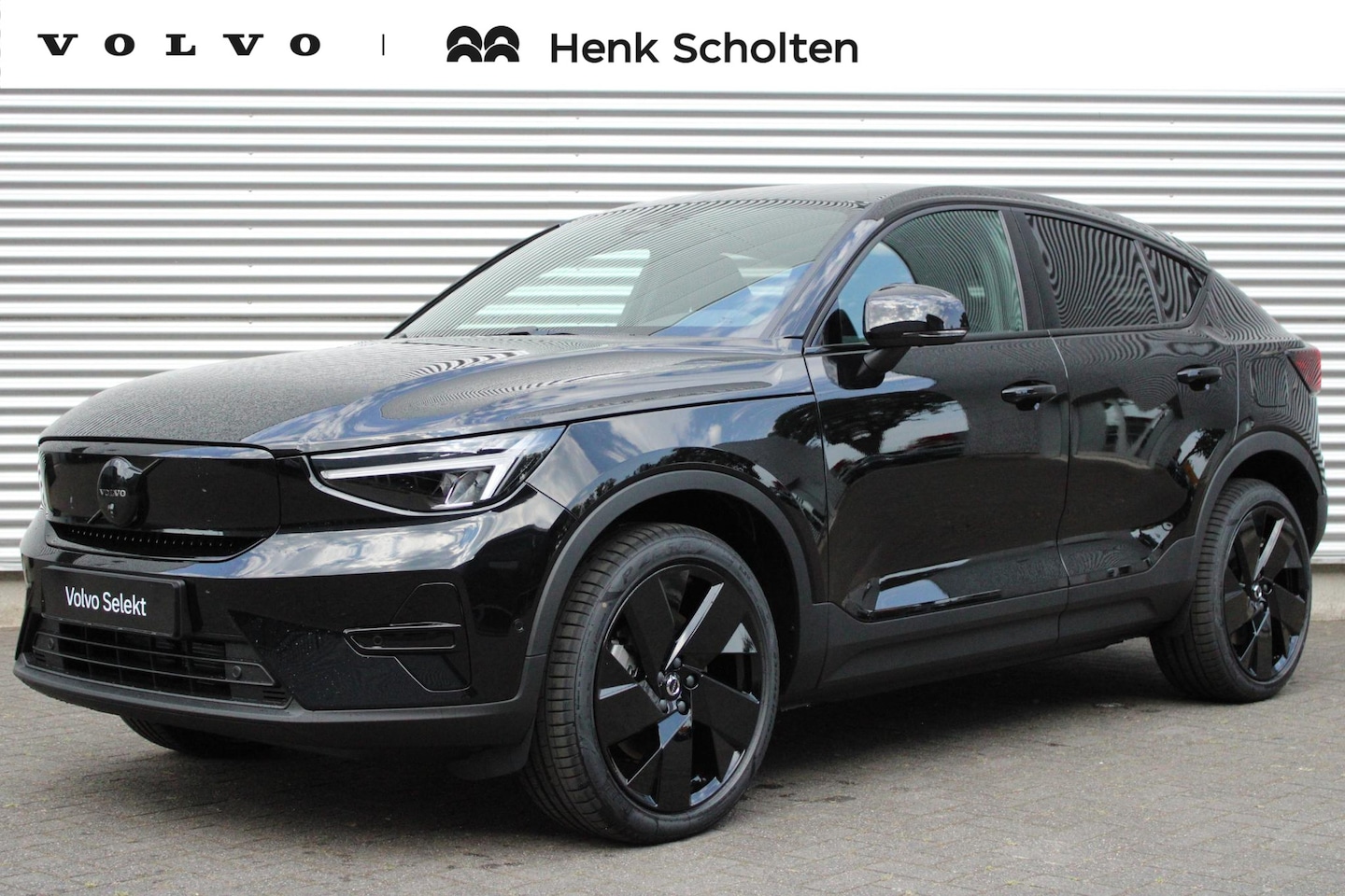 Volvo EC40 - Single Motor Extended Range Plus Black Ed. 82 kWh Visual Park Assist met 360° Camera | Har - AutoWereld.nl