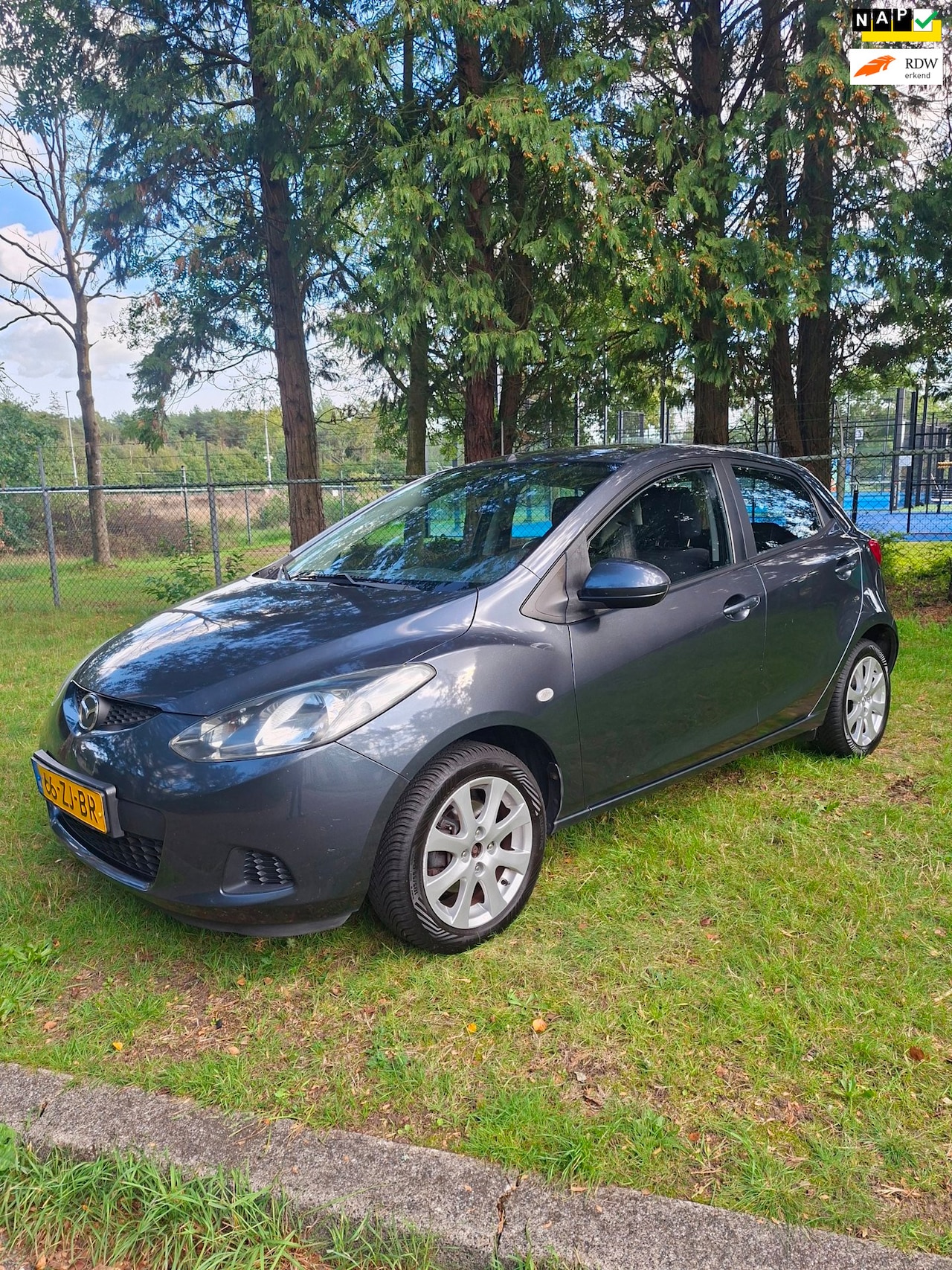 Mazda 2 - 1.3 S-VT Touring Apk 2027 , Dealer onderhouden - AutoWereld.nl