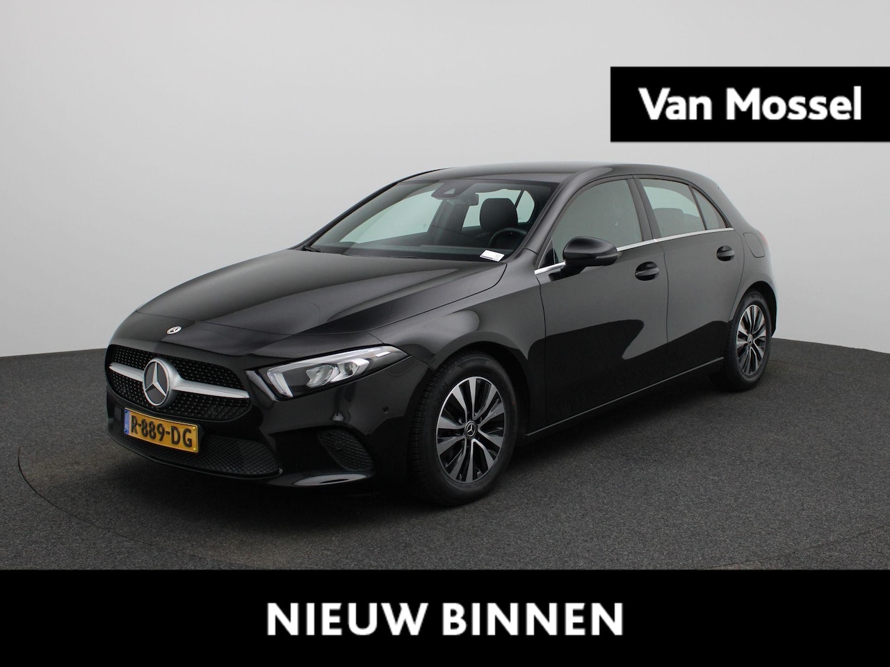 Mercedes-Benz A-klasse - 180 Business Solution | Climate Control | Achteruitrijcamera | Stoelverwarming | Parkeerse - AutoWereld.nl