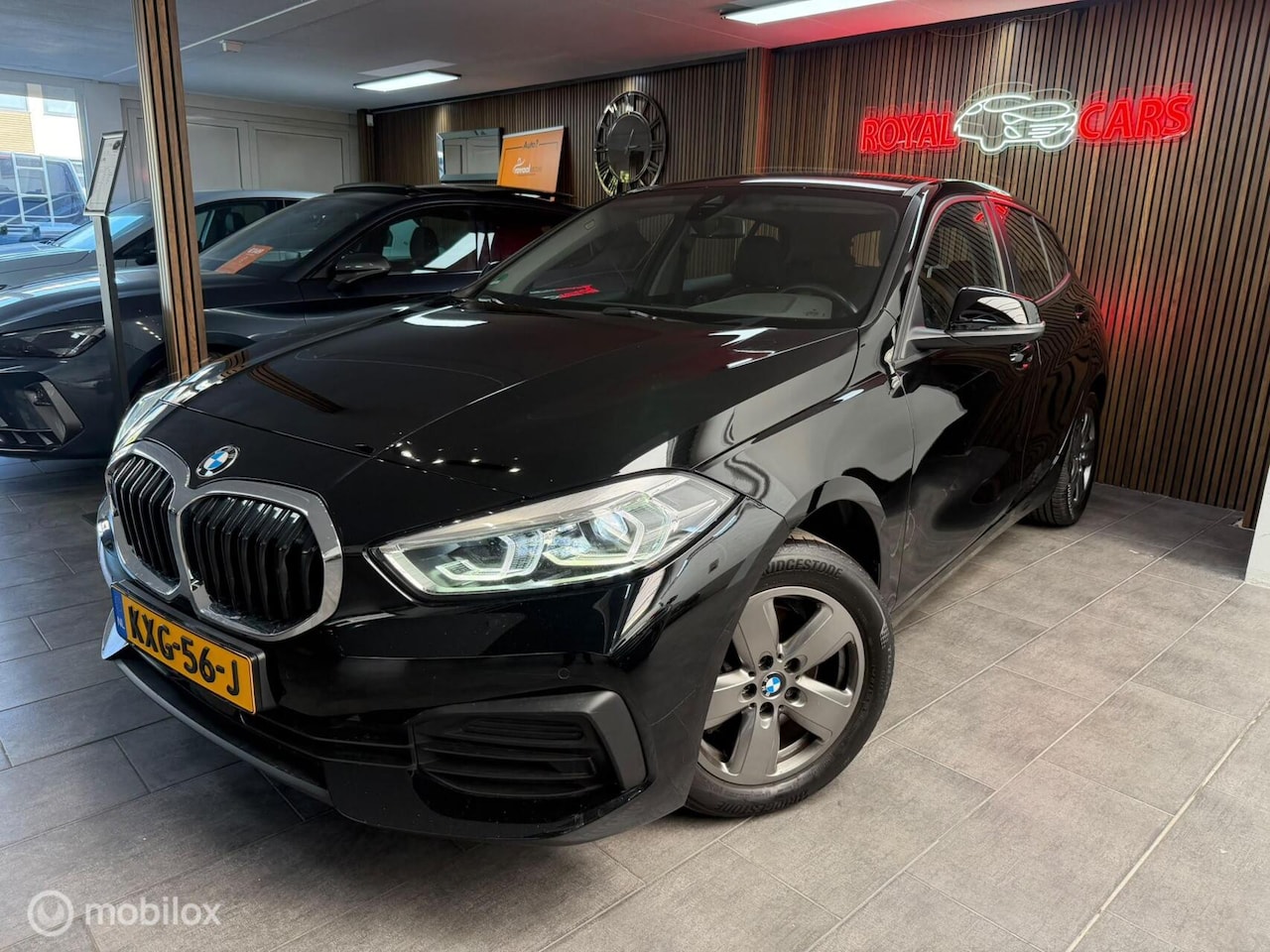 BMW 1-serie - 118i EDE Corporate Lease | Lederen bekleding - AutoWereld.nl