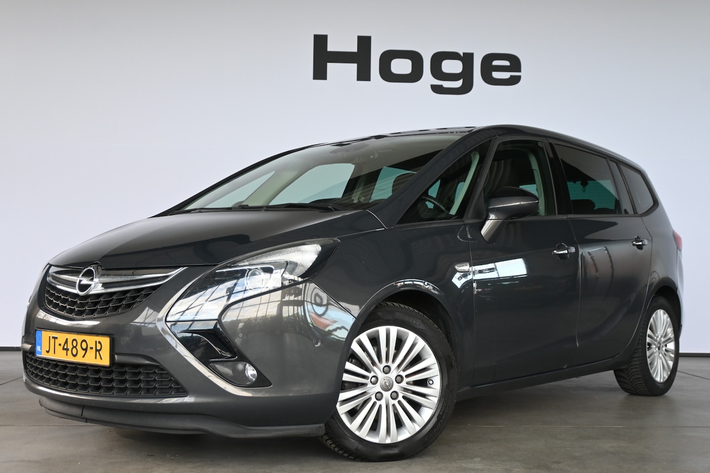 Opel Zafira Tourer - 1.4 Edition 7p Clima Cruise control Navigatie PDC Goed Onderhouden! Inruil Mogelijk! - AutoWereld.nl