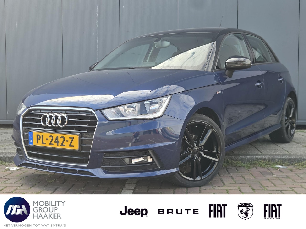 Audi A1 Sportback - 1.0 TFSI Adrenalin | Navigatie | Bluetooth | Parkeersensoren - AutoWereld.nl