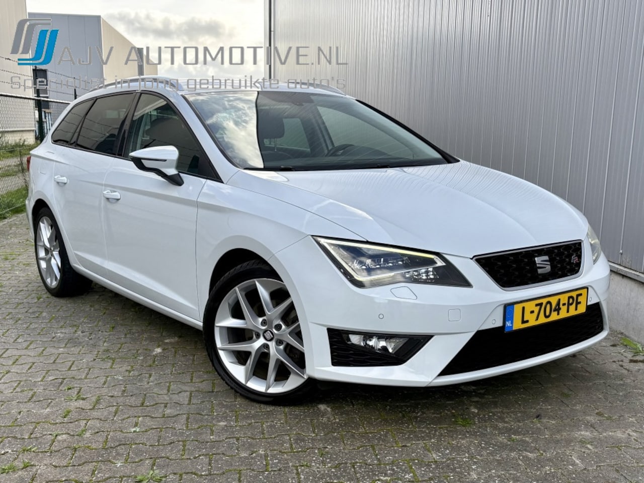 SEAT Leon ST - 1.4 TSI FR / LED / CRUISE - AutoWereld.nl