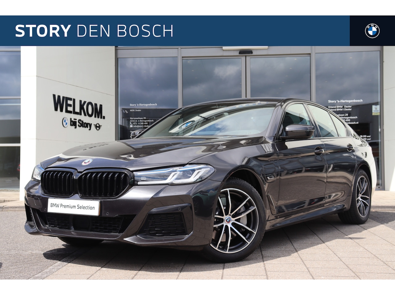 BMW 5-serie - 530e High Executive M Sport Automaat / Sportstoelen / Laserlight / Achteruitrijcamera / Co - AutoWereld.nl