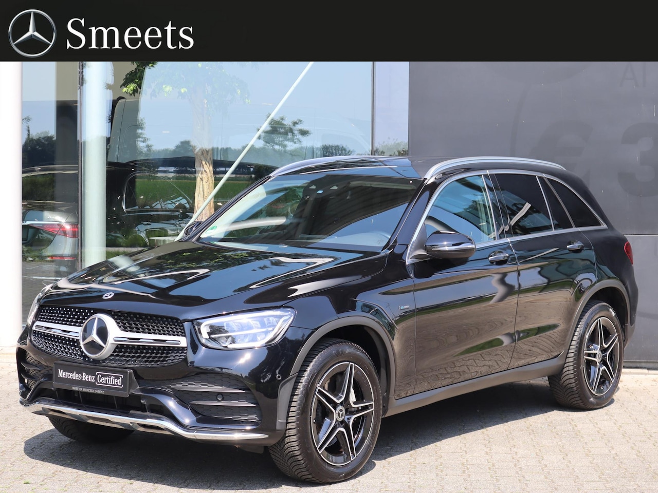 Mercedes-Benz GLC-klasse - 300e 4MATIC Business Solution AMG l Keyless l Achteruitrij camera l Stoelverwarming - AutoWereld.nl