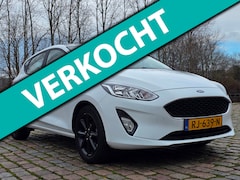 Ford Fiesta - 1.1 Trend Airco navigatie usb cruis control parkeer sensor